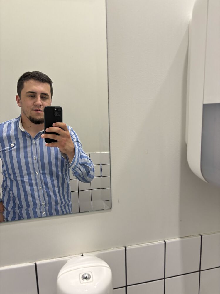  ,   Shamil, 24 ,   ,   