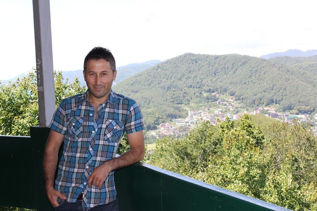  ,   Alehandro, 41 ,   