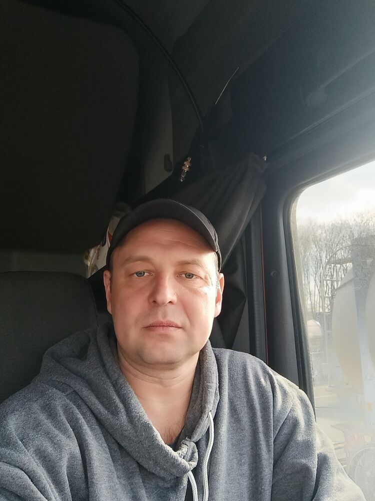  41578706  , 44 ,    