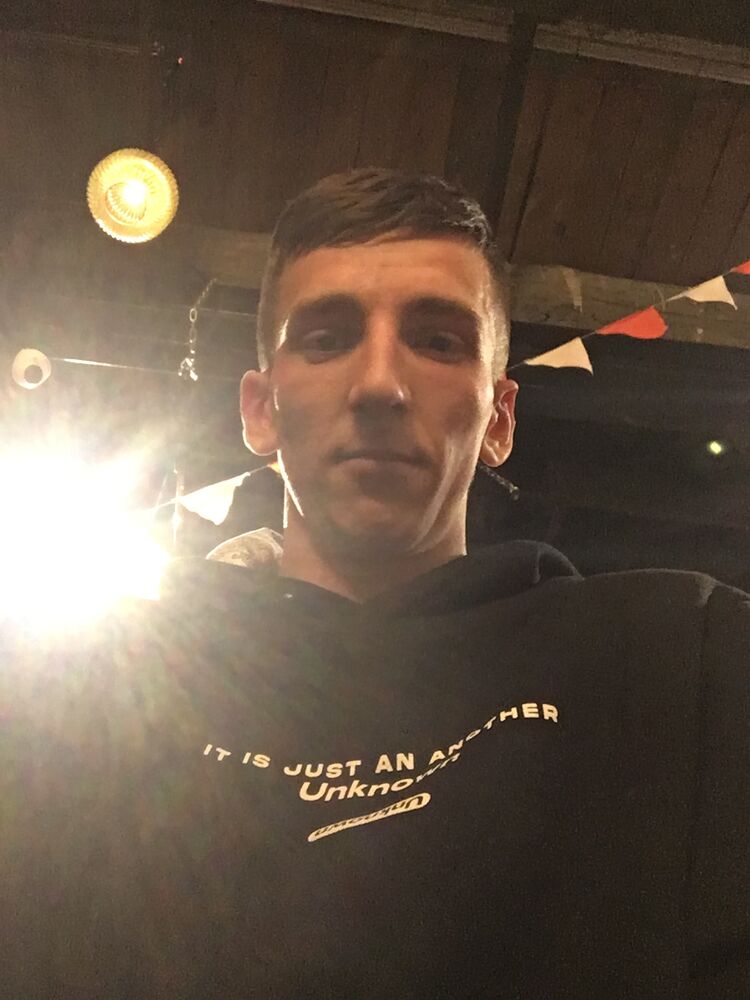  49832176  , 23 ,    