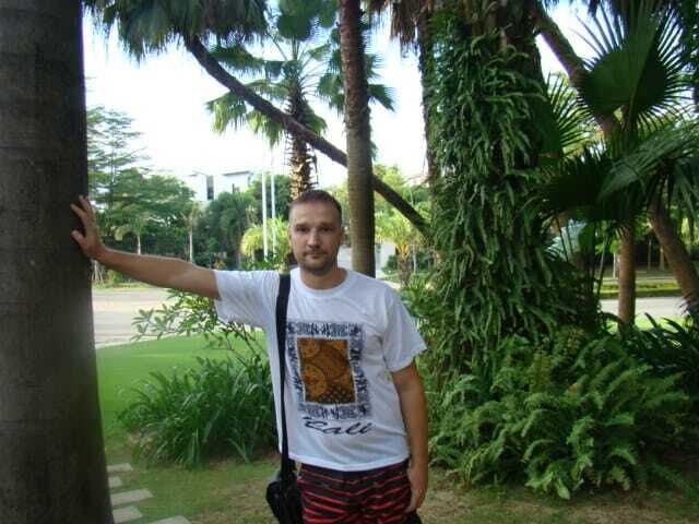  53690416  Nike, 39 ,    