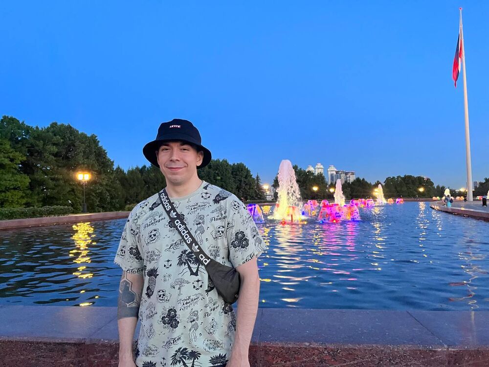  ,   Nikita, 28 ,   ,   