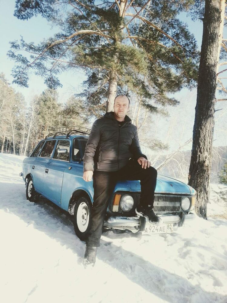  43360686  , 37 ,    