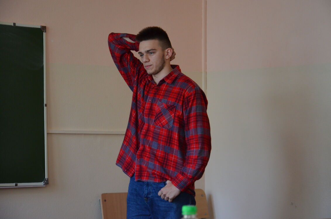  29767236  Sasha, 21 ,    