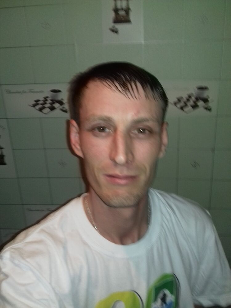  ,   Oleg, 42 ,   