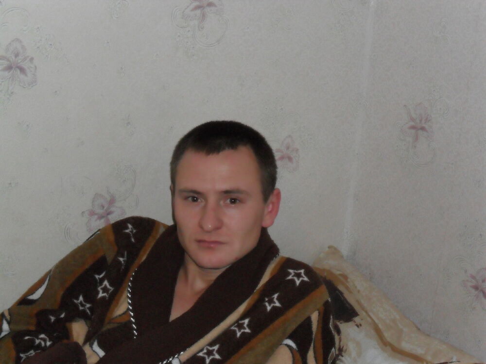  7903166  Eduard, 42 ,    