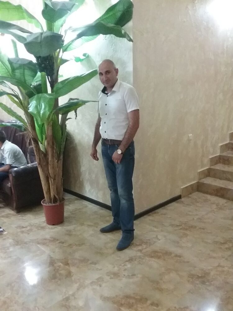  ,   Vardan, 34 ,   