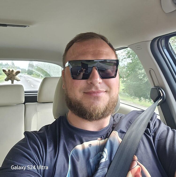  48165556  Steven, 55 ,    Ar Ram