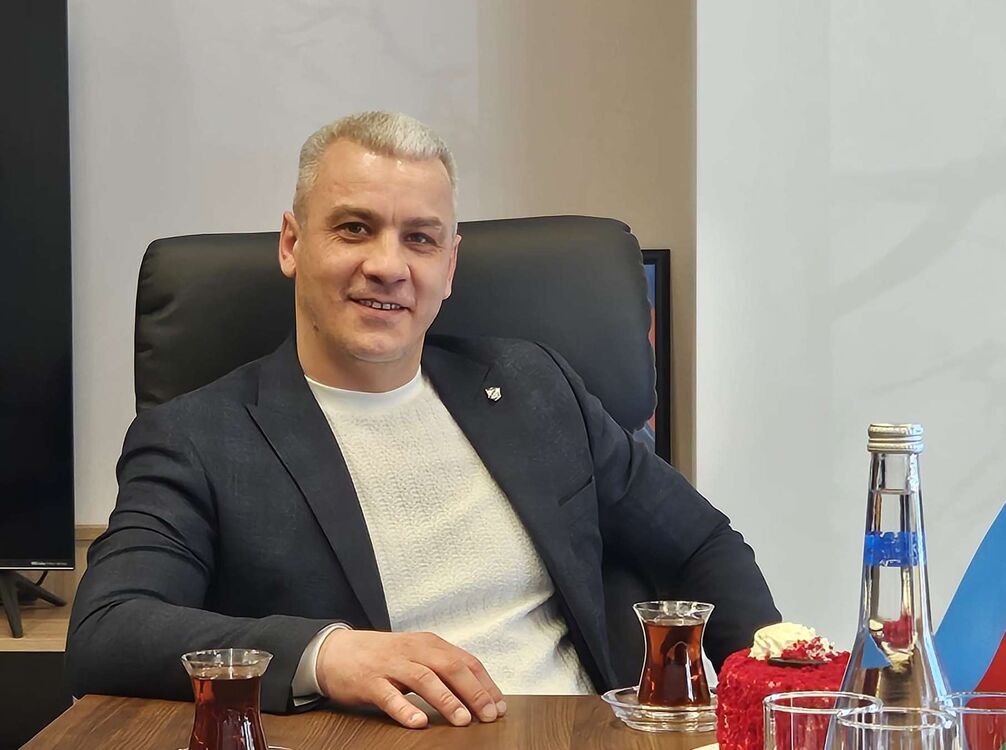  54722256  Aleksandr, 40 ,    