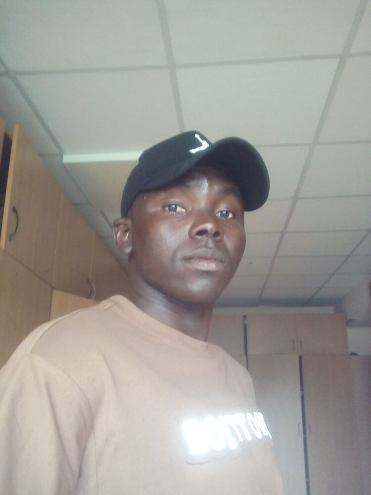  53758696  Martial, 27 ,    -