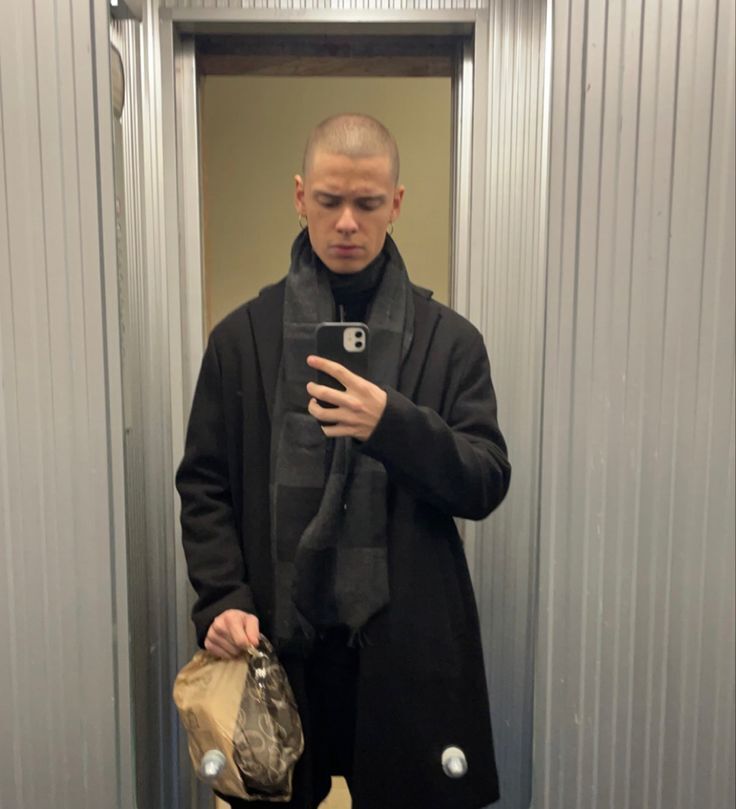  54671066  , 28 ,    --