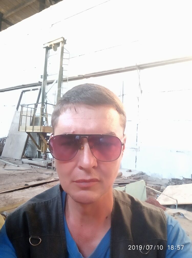  ,   Damir, 52 ,   ,   , c 