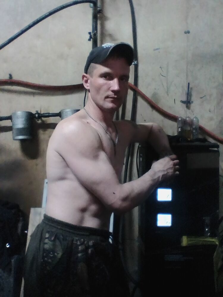  32357806  , 34 ,    