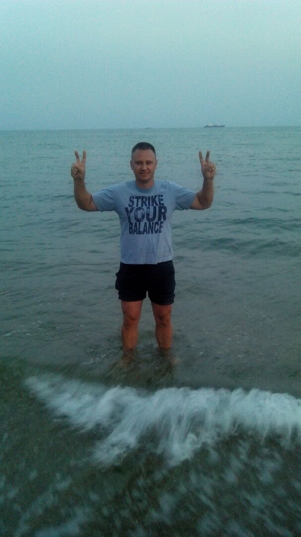  ,   Sergey, 40 ,   ,   