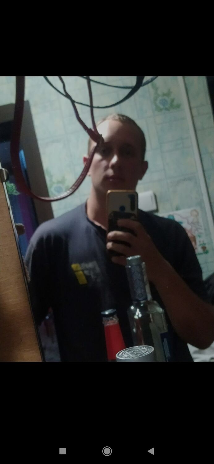  30336246  Sergei, 20 ,    
