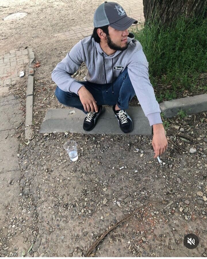 37878176  , 27 ,    