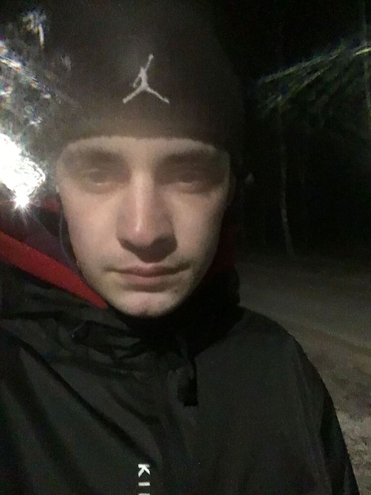  35903486  , 28 ,    