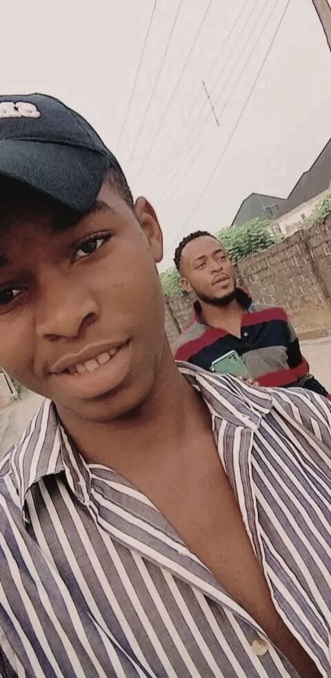  Benin-City,   Nwabueze, 24 ,   ,   