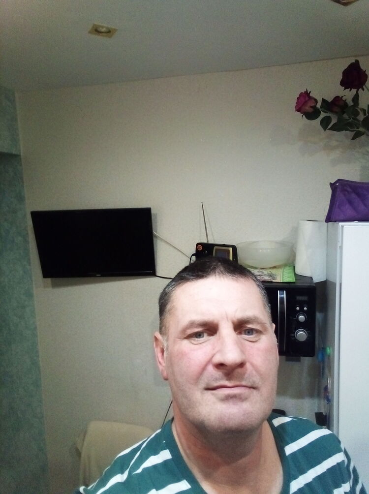  40027976  , 44 ,    