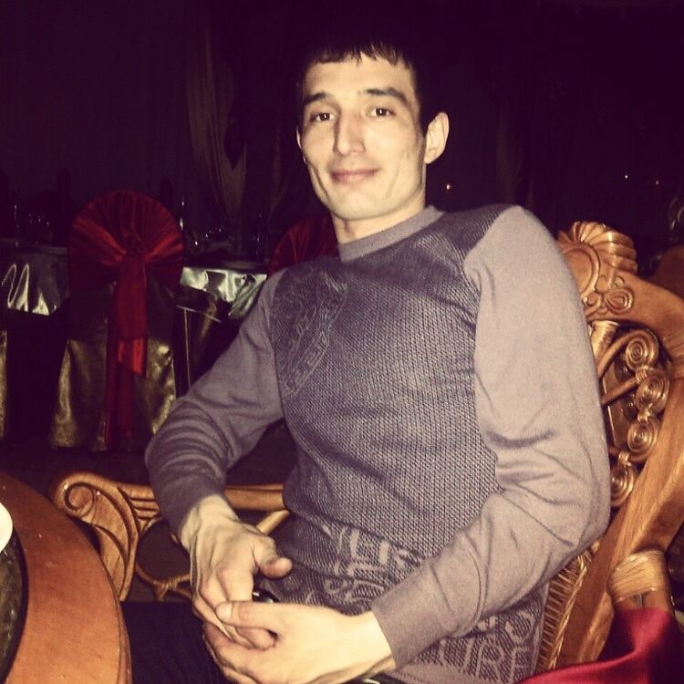  ,   Meirhan, 35 ,  