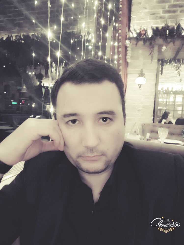  48538966  Ulugbek, 38 ,    