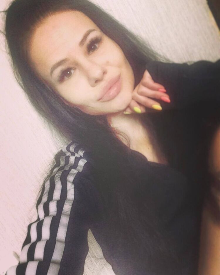  21359336  FoXyShKawoow, 27 ,    