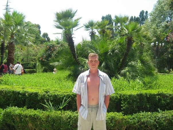  5917566  Oleg, 49 ,    