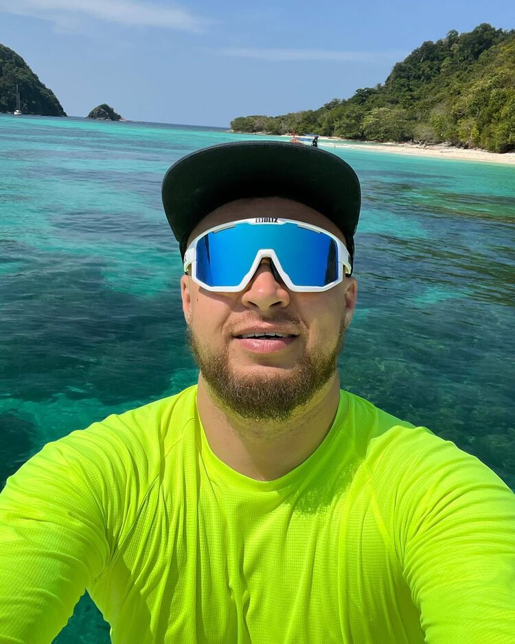 ���� 44328166 ������� ������, 37 ���, ���� ���������� � ����������