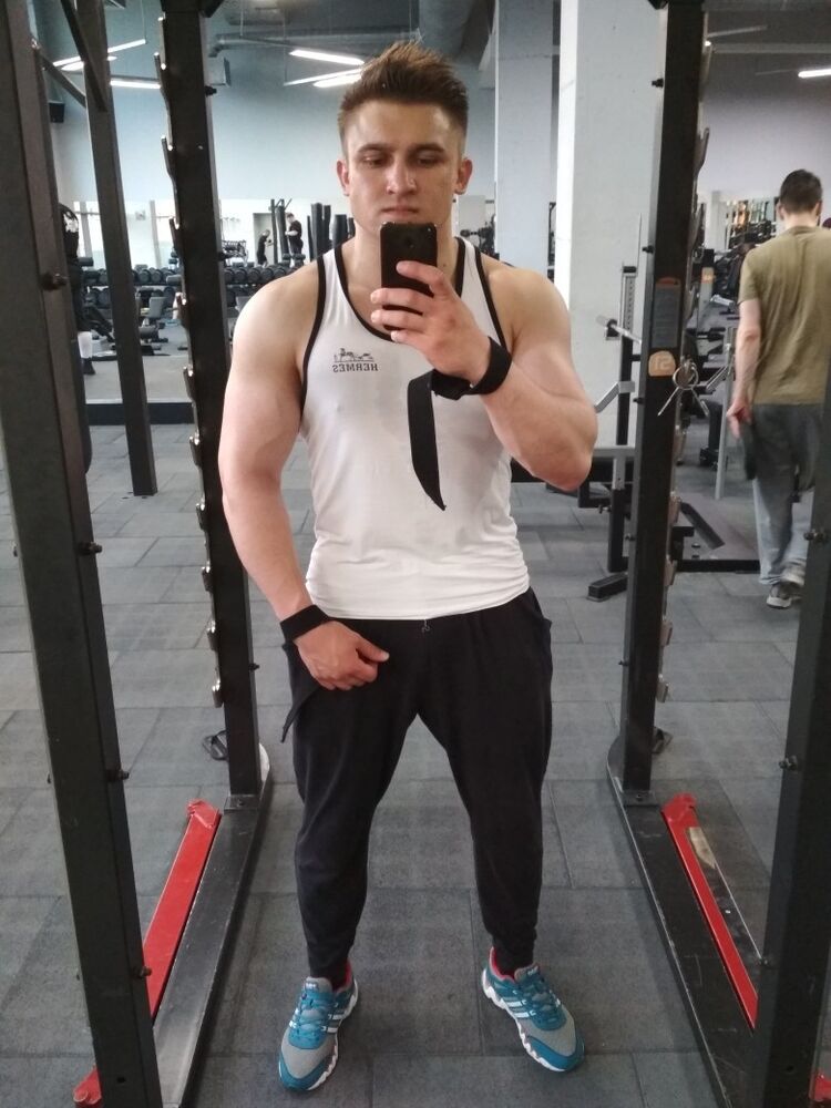  17224616  Vladik, 32 ,    