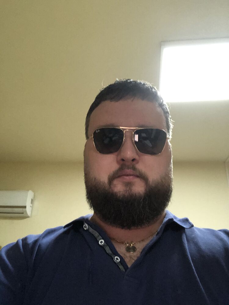  46941826  , 37 ,    