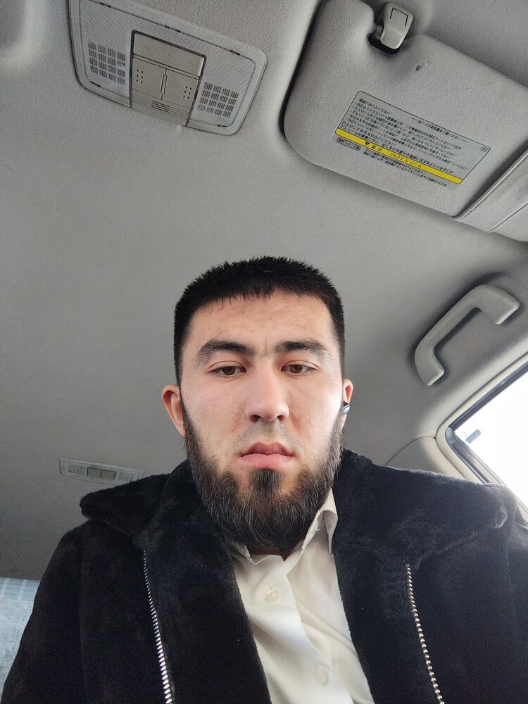  41360876  Ali, 28 ,    