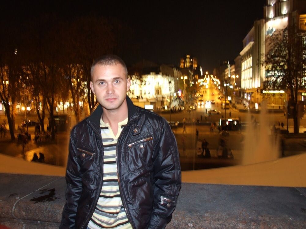  ,   Maks, 37 ,   ,   , c 