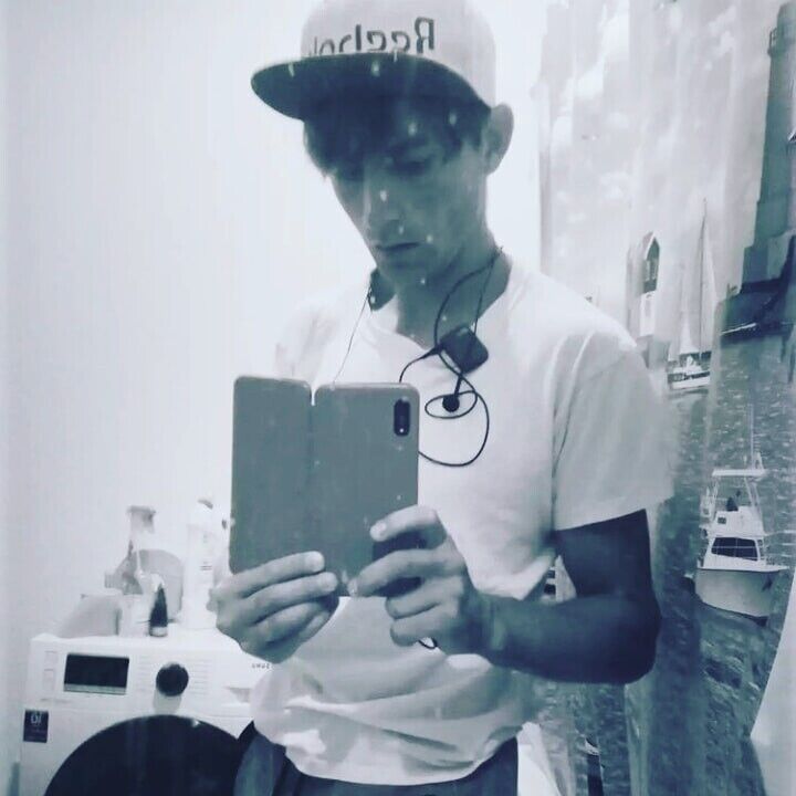  32527816  , 32 ,    