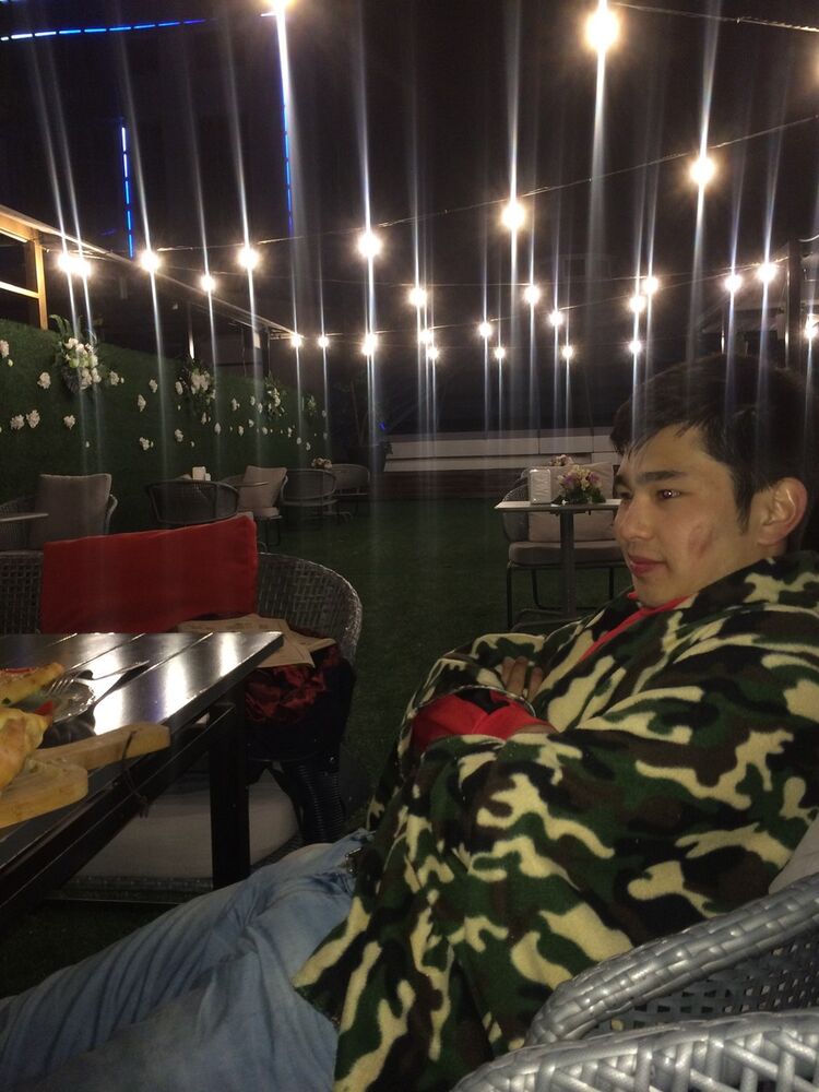  ,   , 28 ,   , 