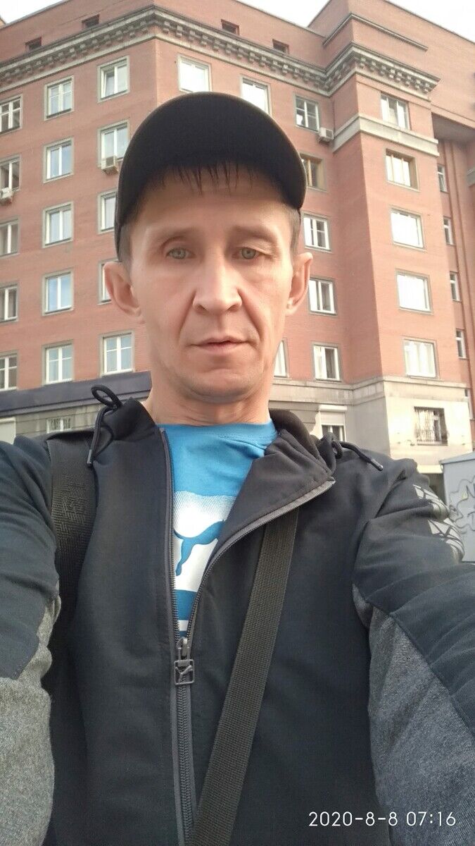  ,   Igor, 46 ,  