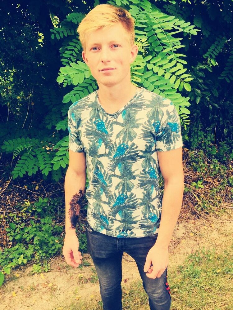  ,   Mihai, 26 ,   ,   , c 