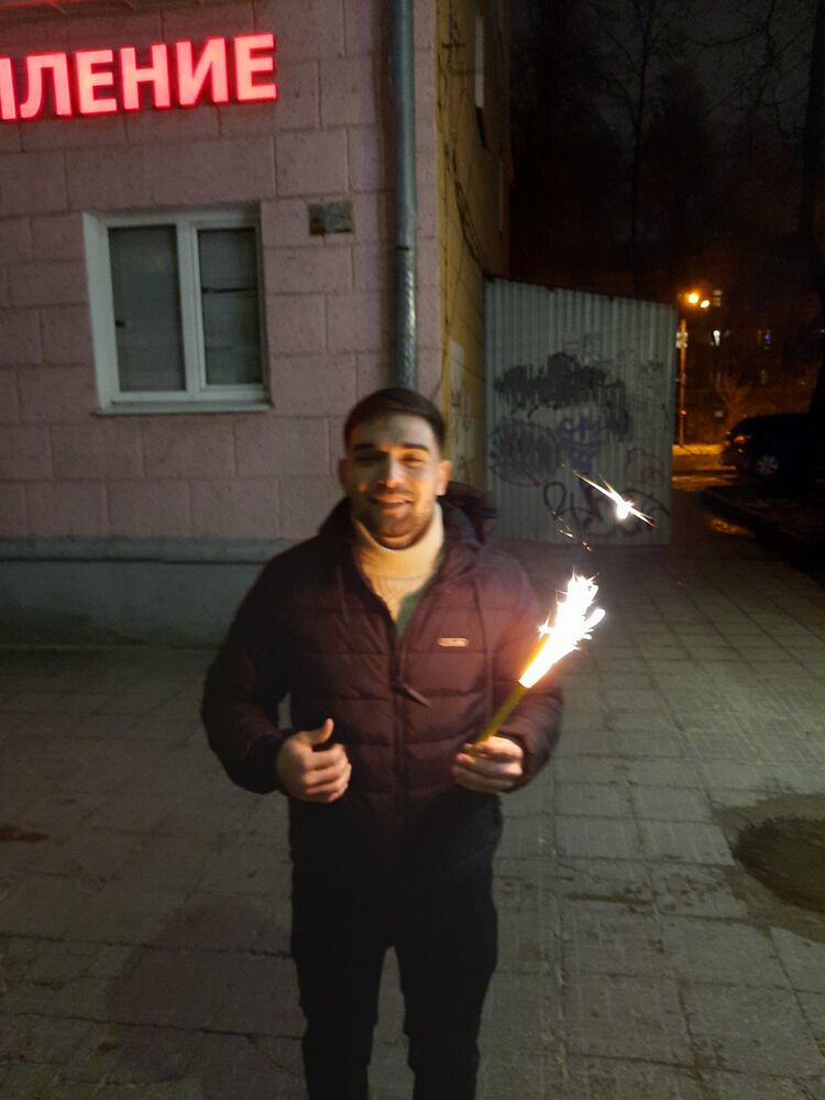  32349196  , 27 ,    