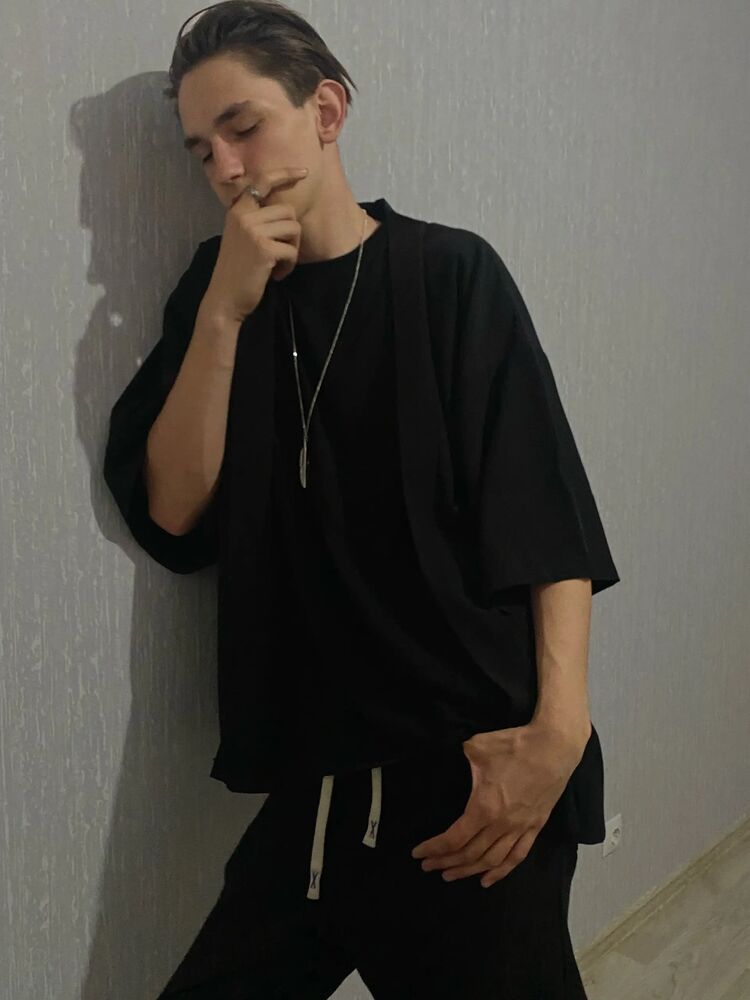  48251066  , 19 ,    