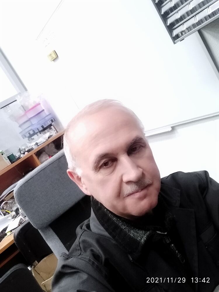  24526376  , 67 ,    