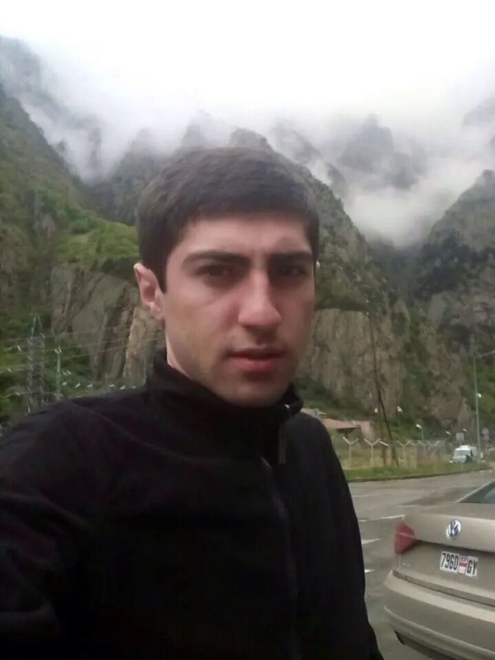  32273606  Lyova, 28 ,     