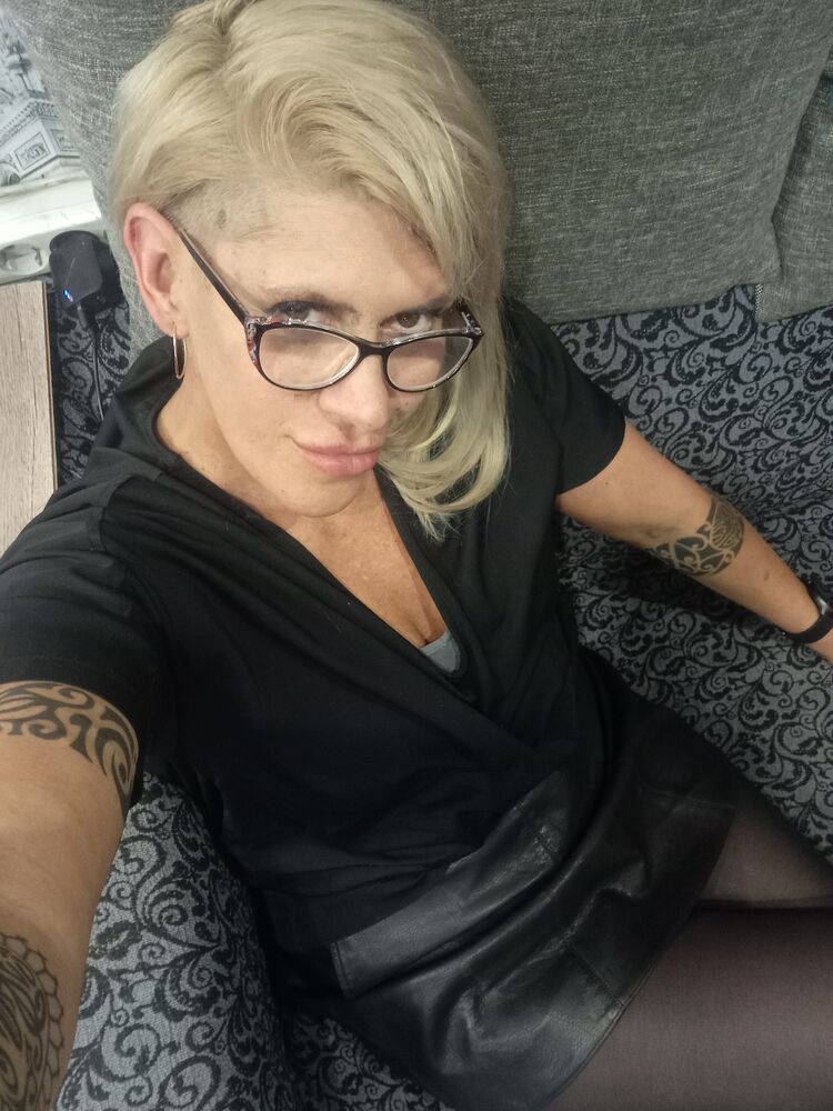  38904356  OLGA, 49 ,    -