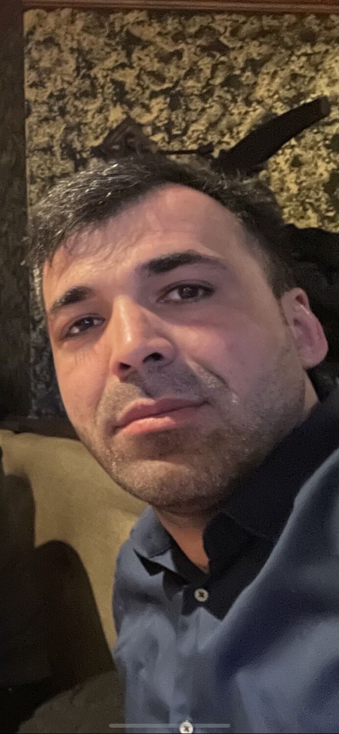  52933006  , 37 ,    