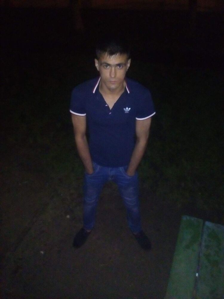  47872026  Ilya, 31 ,    