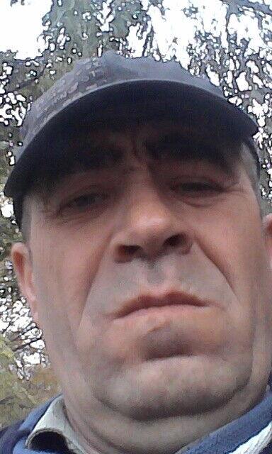  ,   Ghenadii, 48 ,   ,   , c 