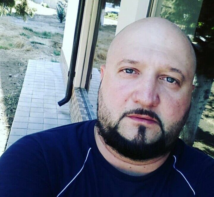  ,   Ruslan, 40 ,   ,   , c 