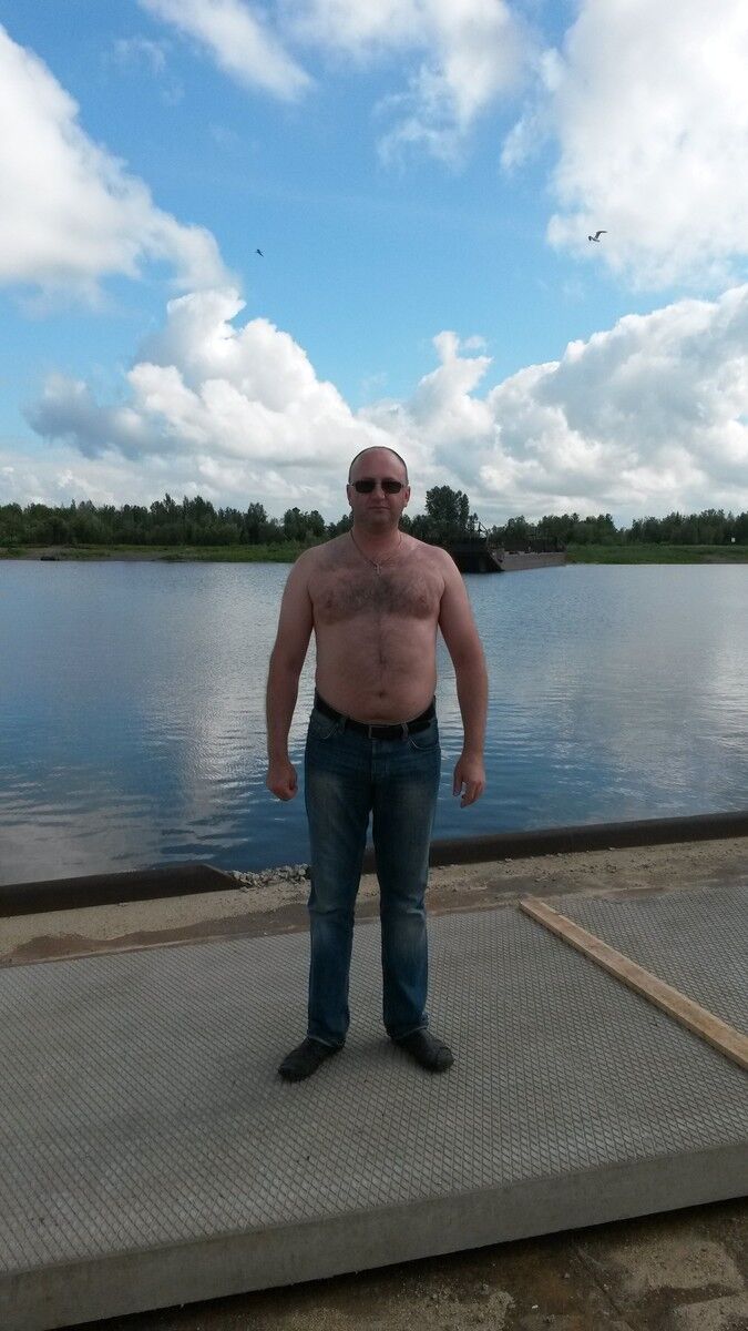 8980566  , 52 ,    