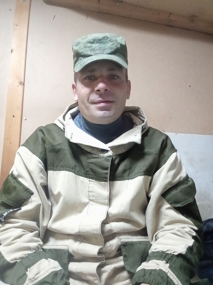  ,   Ivan, 38 ,   ,   , 