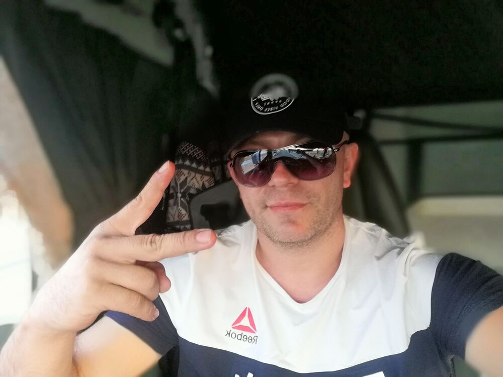 ���� 17874586 ������� ROBERT, 39 ���, ���� ���������� � ��������