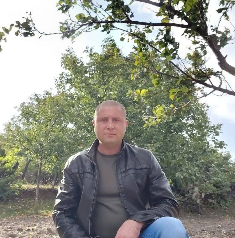 An Cabhan,   Igor, 45 ,   ,   