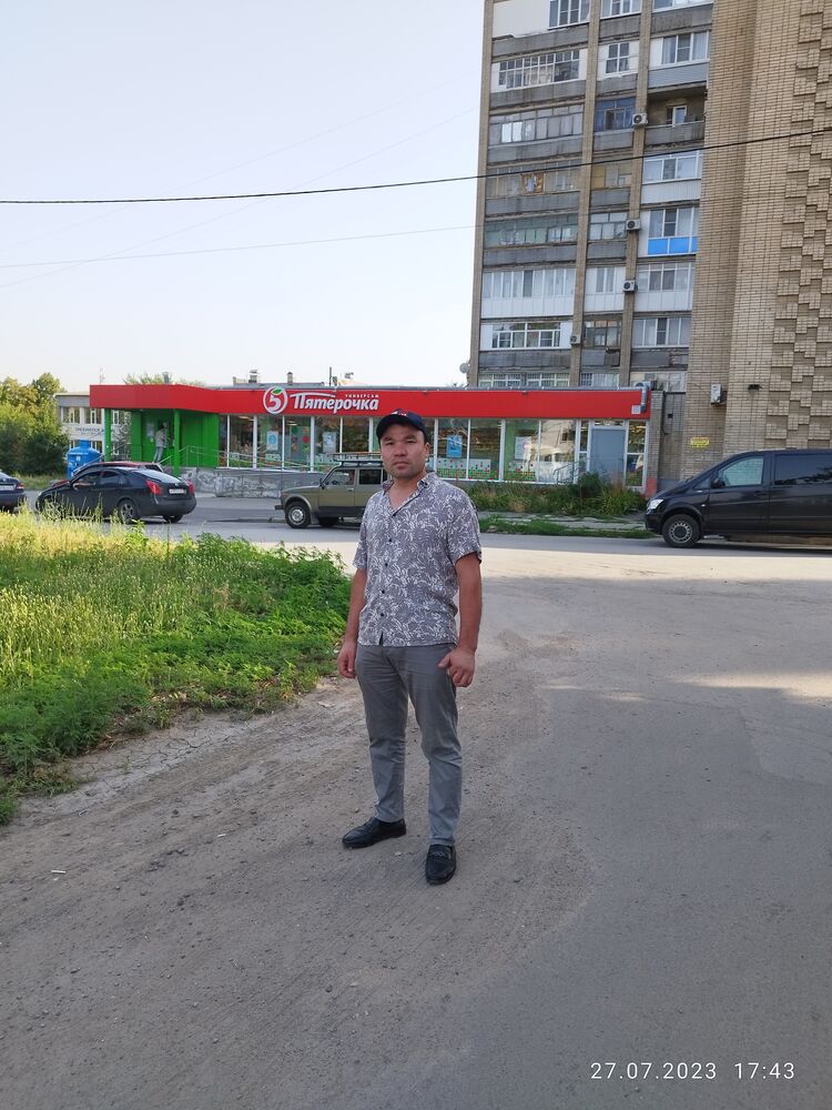  45101946  Zafar, 32 ,    